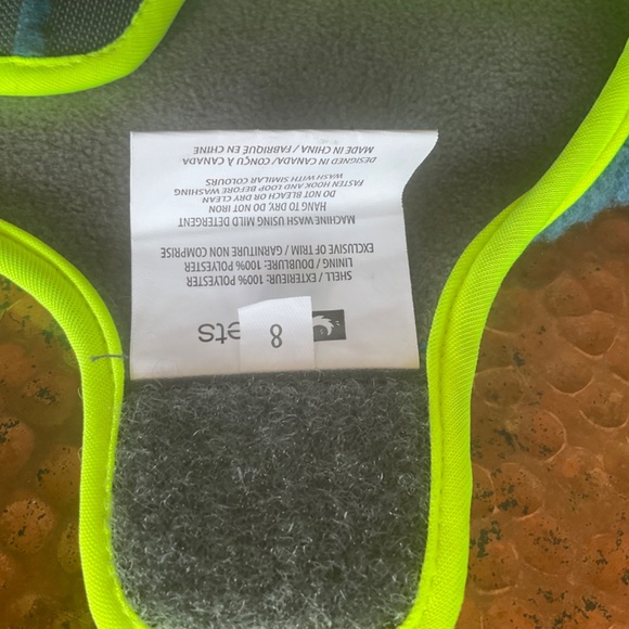 RC Pets Tundra Fleece Coat. Sea Blue & Fluorescent Yellow. Size 8 (XS) - Picture 6 of 9